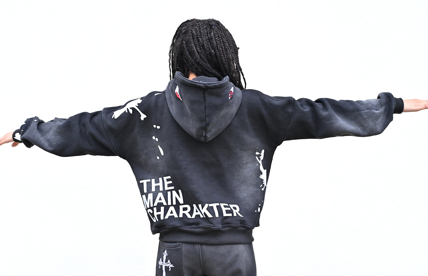 APJ1 Broken Black ZIP-HOODIE